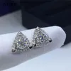 18k vitguld pläterad briljantslipade diamanttest förbi d färg moissanit stud 925 silver triangel ädelsten örhängen