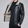 男性の冬の革のジャケット秋と冬の毛皮のコートフリース暖かい毛皮のジャケットのバイカーの暖かいレザーCSL559 4xl 211106