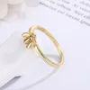 Metal Cute Bee Pierścień Kobiet Dziewczyna Pierścienie owady Pierścienie Złota Moda Jewelry Akcesoria Rozmiar 6-10 Hurtowa Cena