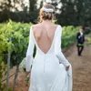 Białe satyny 2019 sukienki ślubne seksowna miarka bez pleców długich rękawów plażowa suknie ślubne ślubne