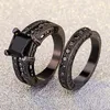 Clusterringe 2 Teile / Satz Punk Schwarz Cocktail Party Blau Zirkonia Gold Modeschmuck Ring Männer Und Frauen