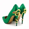 Зеленая роскошь атласная свадебная обувь женщина сексуальная заостренный носок золотой змеиный ремешок высокие каблуки обувь леди насосы