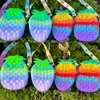 Neue süße Kreativitätstasche Regenbogen Macaron Einfache Dimple Anti-Stress-Zappelspielzeug Sensorische Blase Ananas Erdbeere