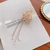 Metal three dimensional butterfly tassel clip pearl hairpin Female Love Pendant hair grab plate shark top ornament