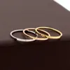 Koreanska Enkel Band Ring Rostfritt Stål Silver 18K Guldpläterad Tunna Joint Index Småfinger Ringar för Kvinnor Mix Size Partihandel