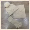 22 Marque Écharpe Chapeau Gant Ensembles Hommes Femmes Designers Chapeau Tricoté Et Foulard Gants Casquette Bonnet Femmes Luxurys Mitaines Th6845796