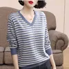 セーター女性Vネック薄型緩い大きさの縞模様の長袖ボトムリングジャンパータッセル女性春夏210427
