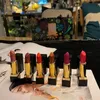 2021Matte Batom Set Box Firework Lip Gloss Stick 6 Cores Nude Vermelho Maquiagem Kit Gift Bag No Desbotando Veludo Macio