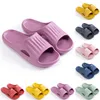 Fashion Tofflor Slides Sko Män Kvinnor Sandal Plattform Sneaker Mens Kvinnor Röd Svart Vit Gul Slide Sandaler Trainer Utomhus Inomhus Slipper