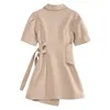 [Eam] Mulheres Khaki Sashes Elegante Vestido Assimétrico Enjoado Meia Manga Solta Fit Moda Primavera Verão 1d7871 210512