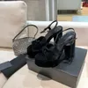 Fabrika Doğrudan Satış Kadınlar Metal Toka Partisi ile Kalın Topuklu Sandalet, 12.5cm Topuk, Gerçek Kemer, Seksi Yeraltı Suyu Seviyesi 4cm 35-41