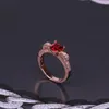 Anneaux de mariage Moonrocy CZ Red Crystal Ring Square Rose Gold Color Party Bijoux pour femmes Girls Gift Drop Wholesale