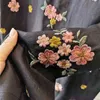 Wiosna Sztuki Styl Kobiety Stojak Kołnierz Z Długim Rękawem Vintage Koszule Kwiatowy Haft Bawełniany Pościel Bluzka Najwyższej Jakości S689 210512