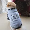 Sublimationsrohlinge Hundebekleidung Babe Magnet Hundekleidung Baumwolle Frühling Herbst Chemiefaser verdickte Pullover Schulterstil Fleece Warmer Pullover I Love Daddy S