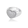 Hip Hop Love Ring Koppar Guld Silver Färg Iced Out Micro Pave Cubic Zircon Charm Ring för män Kvinnor Rock Style