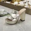 impermeabile Sandali con tacco alto in pelle con tacco grosso di lusso Designer Scarpe da donna in pelle scamosciata Fibbia in metallo per feste Occupazione Sexy taglia 35-41