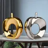 Kreativ keramik guld och Silver Hollow Apple Ornaments nordiska moderna heminredningar skrivbordshantverk julkonst figurer 210924