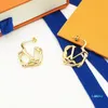 Europe America Style Jewelry Sets Lady Women Gold-color Metal Hollow Out V Initials Garden Necklace Earrings Bracelet Sets M69035