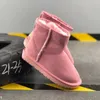 Bota infantil australiana de camurça de lã para crianças pequenas botas de neve de inverno clássico mini curto marrom preto rosa meninos meninas costura selada pele de carneiro acolchoada de algodão castanha