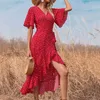 Yaz Tatlı V Yaka Baskı Puantiyeli Plaj A-line Elbise Vintage Tatil Maxi Elbise Kadınlar için Boho Ruffles Uzun Elbise 210514