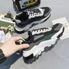 2021 Designer scarpe da corsa per uomo bianco verde nero beige moda uomo formatori di alta qualità scarpe da ginnastica sportive all'aperto di alta qualità taglia 39-44 EO