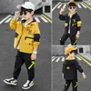 Herfst Kids Boys Outfits Jogger Set Hooded Zwart / Geel Jassen + Broek Tweedelige Sport Sets Mode Teenage Kleding 4 8 12 jaar 210622