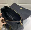 نايلون مصمم النساء الخدمات الصفراء حقائب حقائب سكوتو حقيبة مفخرة أسود منقوشة سلاسل crossbody الشريط رفرف الإناث حقيبة الكتف بسيطة