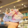 Boyutu 21-30 Erkek Kız Çocuk Kaymaz Aşınmaya dayanıklı Ayakkabı Çocuklar Spor Ayakkabı Bebek Koşu Sneakers Nefes Örgü Ayakkabı G220308