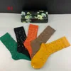 Designers Hommes Femmes Chaussettes Sous-vêtements Cinq paires Lettre classique Sports Bas d'hiver Coton Casual Sock Cadeau Box242E