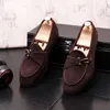 2023 Hoge Kwaliteit Modeontwerper Nubuck Leer Mannen Klassieke Schoenen Luxe Platte Wandelschoen Dress Party Bruiloft Schoeisel