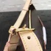 En kaliteli hoto Çanta En Yeni Stlye Bumbag Cross Luxurys Tasarımcılar kadınlar erkekler Vücut modası Omuz Kemeri Bel çantası cebi çanta Crossbody Paketi Bel Çantaları