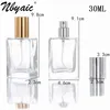 50 stks parfumvervanging fles, goud en zilver rechte dekking, 30ml, 50 ml draagbare transparante glazen fles, spuitfles