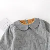 秋のコットンシャツの葉の襟0-1-2歳の赤ちゃんジャケットガールチェック柄のシャツ子供の上の上のブラウスSスクールブラウス210515