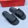 Zomer mannen vrouwen slippers mode glijbanen lichtgewicht drievoudig zwart wit grijze outdoor heren platte flip flops beach hotel platform sandalen