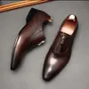 Sapatos de vestido de couro para homens