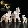 Kreatywny Lucky Elephant Statue Figurki Żywicowy Biuro Miniatury Golden Feng Shui Ornament Home Decoration 211101