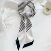 Лунадольфин Французский Twill Silk Skinny Scarf 95x5cm Шифон черный белый полосатый печать оголовье мешок ленты шейный запястья запястье полотенце Y1108