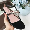 2021 Luxe Mode Vrouwen Sandalen Sleden Slippers Gestreepte Voetbanden Sexy Zomer Dames Platte Sandaal Designer Vrouw Open Toe Schoen met Doos