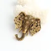 Pins, Brooches 1pc Elephant Brooch For Man Rhinestone Vintage Metal Gold Color Scarf Buckle Pin Up Womens Jewelry Vestidos