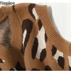 Neploe Leopardプリントセーターベスト女性Vネックノースリーブニットプルオーバートップスファッションニットジャンパ全マッチタンクコート210422