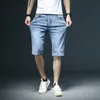 メンズジーンズ2022夏スリムフィットショートファッションコットンストレッチヴィンテージデニムショーツグレーブルーパンツ男性ブランド服