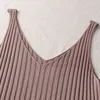 Rem Stickad Crop Top Kvinnor Sexig V-Neck Ärmlös Basic Tank 's Casual Underkläder Plus Storlek Camis Kvinna 210428