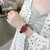 Montre-bracelets élégants dames montres de bracelet 2021 femmes Fashion Red Watch Classic Retro Square Female Robe en cuir en cuir 9912501