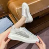 Scarpe Sneakers Superstar Scarpe da ginnastica da donna Platform Fashion Running Mesh Suola spessa 2022 Casual Summer Leisure Solid Lace-Up PU Ru