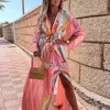 GALCAUR Pink Print Vintage Robe pour femmes V cou à manches longues taille haute Hit couleur côté fendu longueur robes sexy femmes 210706
