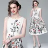 女性のための夏のボヘームの花のプリントドレスエレガントなノースリーブのOネックAラインフェアリードレス210529