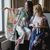 7月の歌4個の柔らかい秋の夏の女性Pajamasはショートパンツの女性のレジャーのナイトウェアスーツと花のプリントスリープ服を設定します210831
