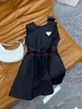 Vrouwen jurk mouwloze denim shirt voor lente zomer uitloper casual stijl met budge brief dame slanke jurken riem geplooide rok knop DF12