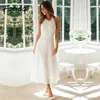 Elegante abito in pizzo bianco senza schienale Donna Casual Summer Beach Boho Famele Long Sundress Vintage Vestidos De Mujer 210427