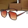 2022 Novo Designer Square Sunglasses Marca Óculos Ao Ar Livre Parasol PC Moldura Moda Clássica Senhoras Luxo Óculos De Sol Shade Espelho Mulheres Lunette de Soleil